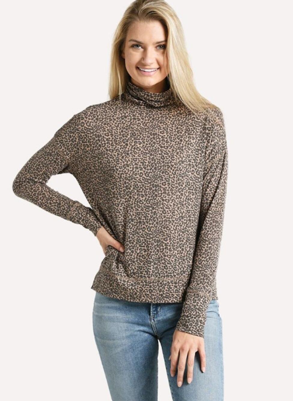 David Lerner Leopard Print Oversized Turtleneck Sweater Top Small $88